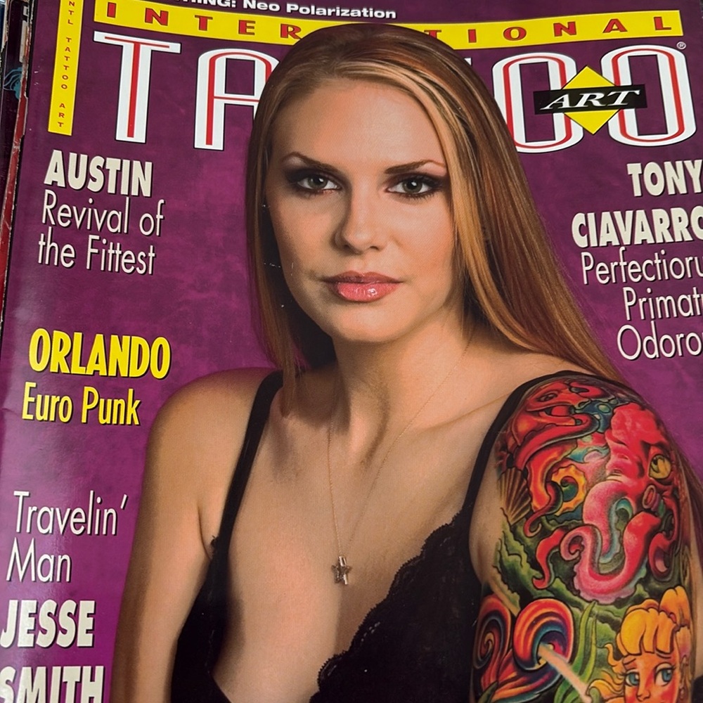 INTERNATIONAL TATTOO ART MAGAZINE *‎ December 2005